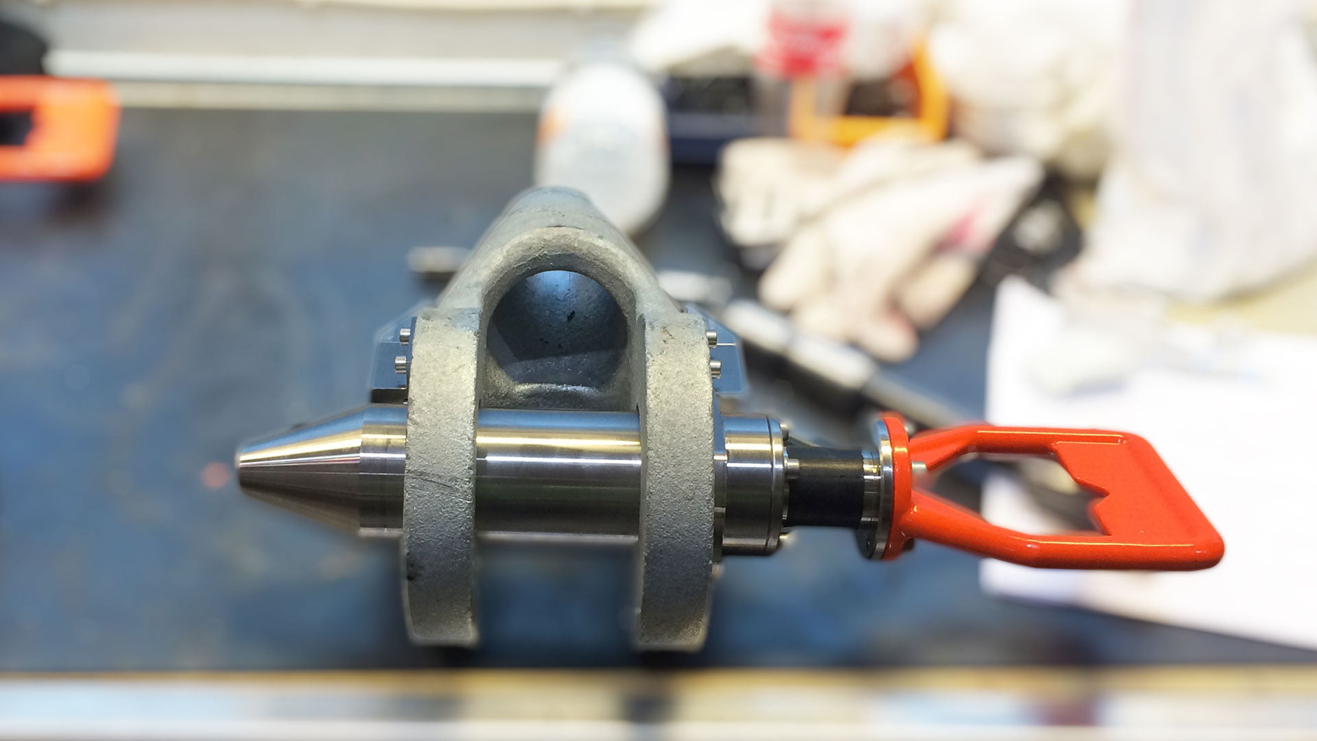 Shackle-30T-w Shackle 30T designed for lifting operations, and remote operated with ROV.